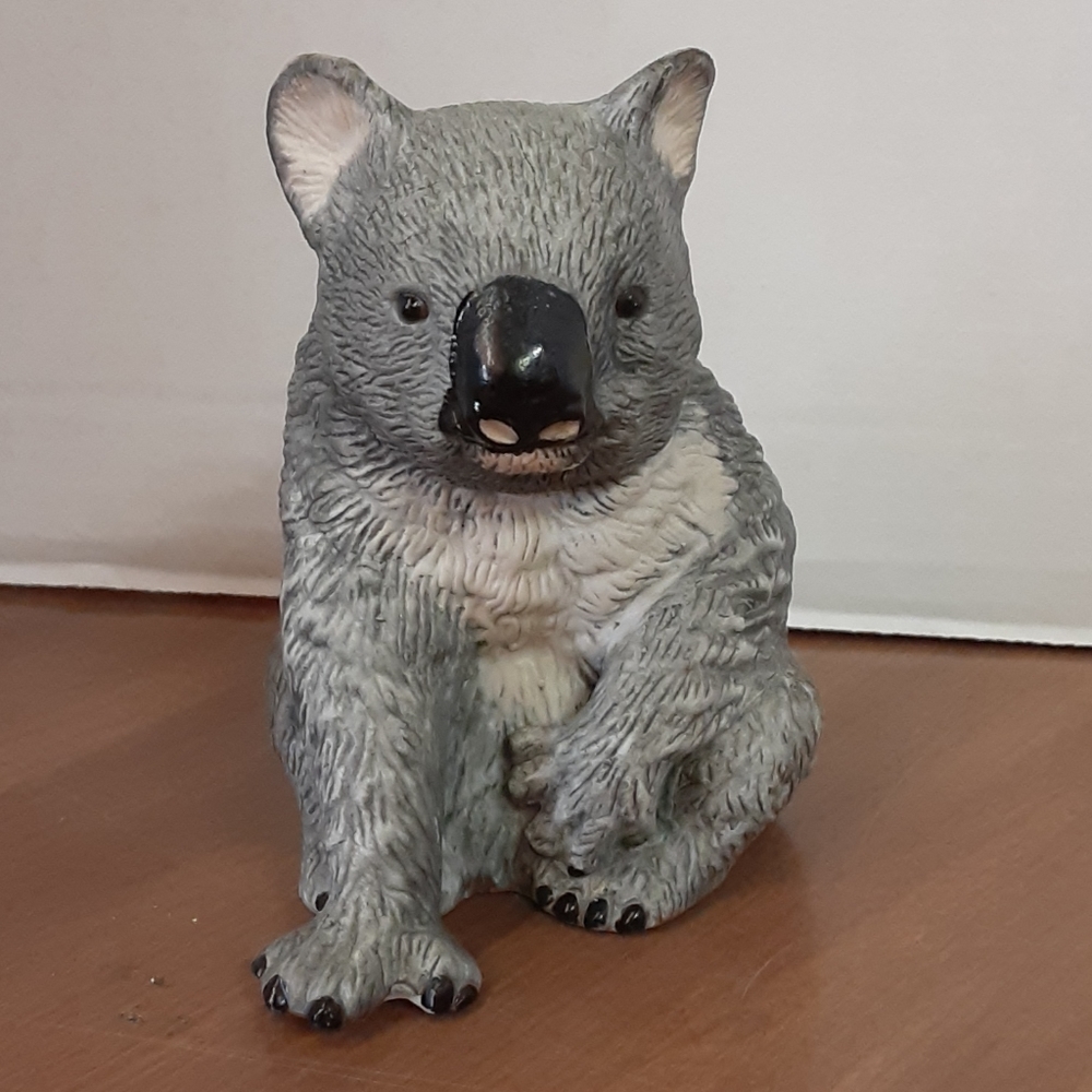 Royal Heritage Australia Koala Bear Porcelain Sculpture Figurine